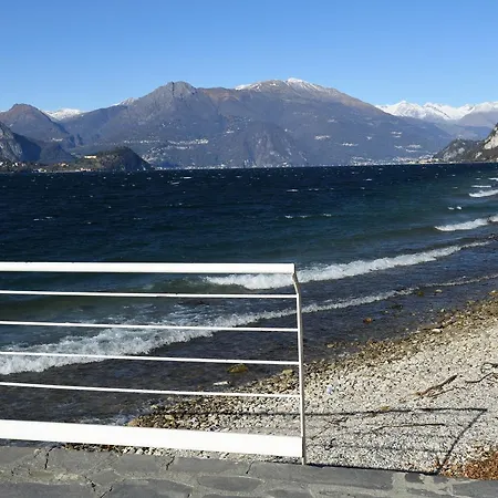 Una Finestra Sul Lago 列尔纳